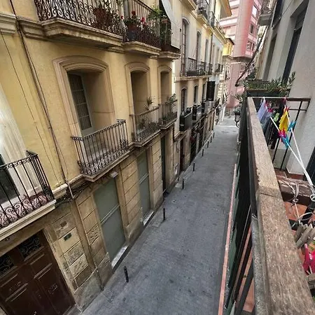 Old Town 1 Bedroom Hideaway Apartment *