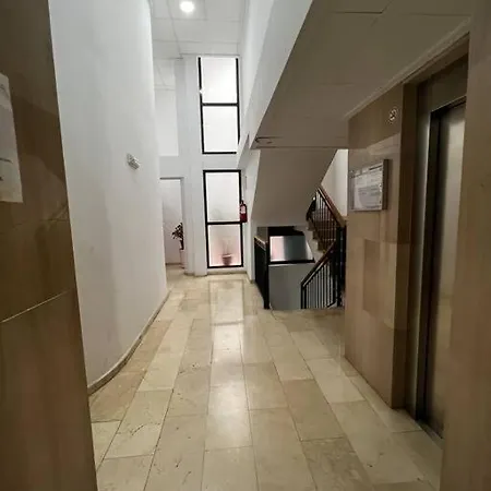 Old Town 1 Bedroom Hideaway Apartment Alicante