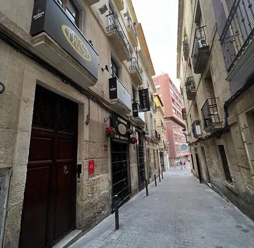 Old Town 1 Bedroom Hideaway Lägenhet Alicante